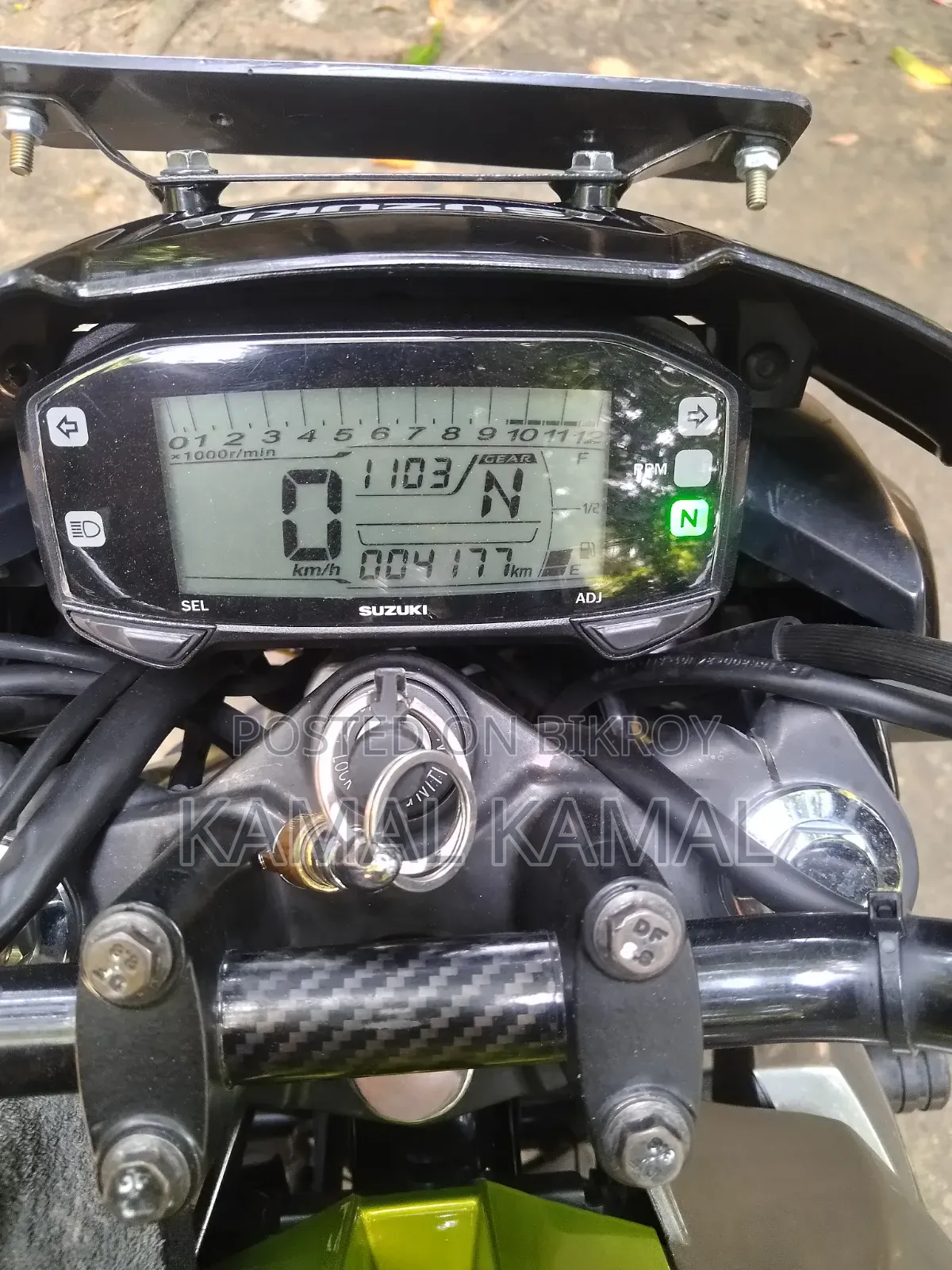 নতুন সুজুকি গিক্সার ২০২৫ সবুজ