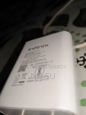 ইনফিনিক্স অরিজিনাল ৩৩ডব্লিউ ফাস্ট চার্জার + টাইপ-সি কেবল