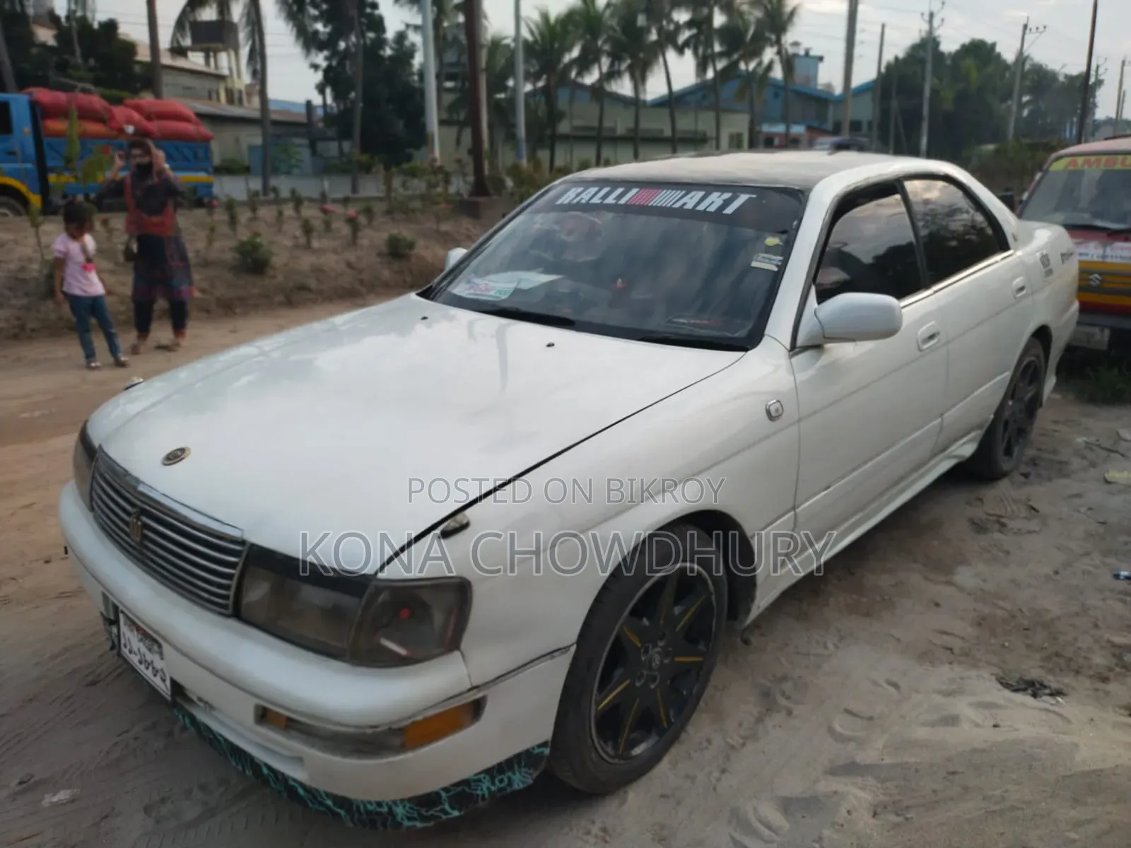 Toyota Crown 1993 Pearl