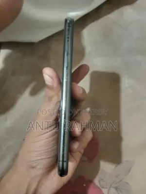 Apple iPhone XS 64 GB Black