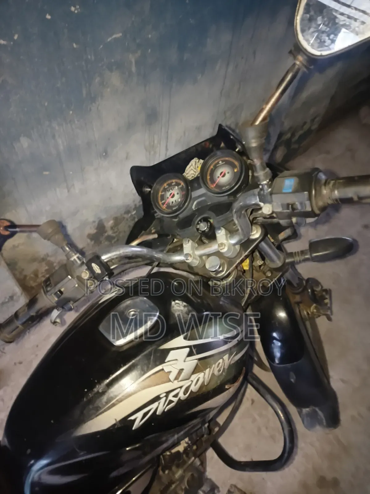 Bajaj Discover 100 2011 Black