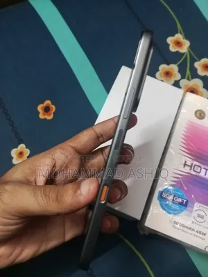 Infinix Hot 70 128 GB Black