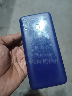 স্যামসাং গ্যালাক্সি এ২০ ৩২ জিবি