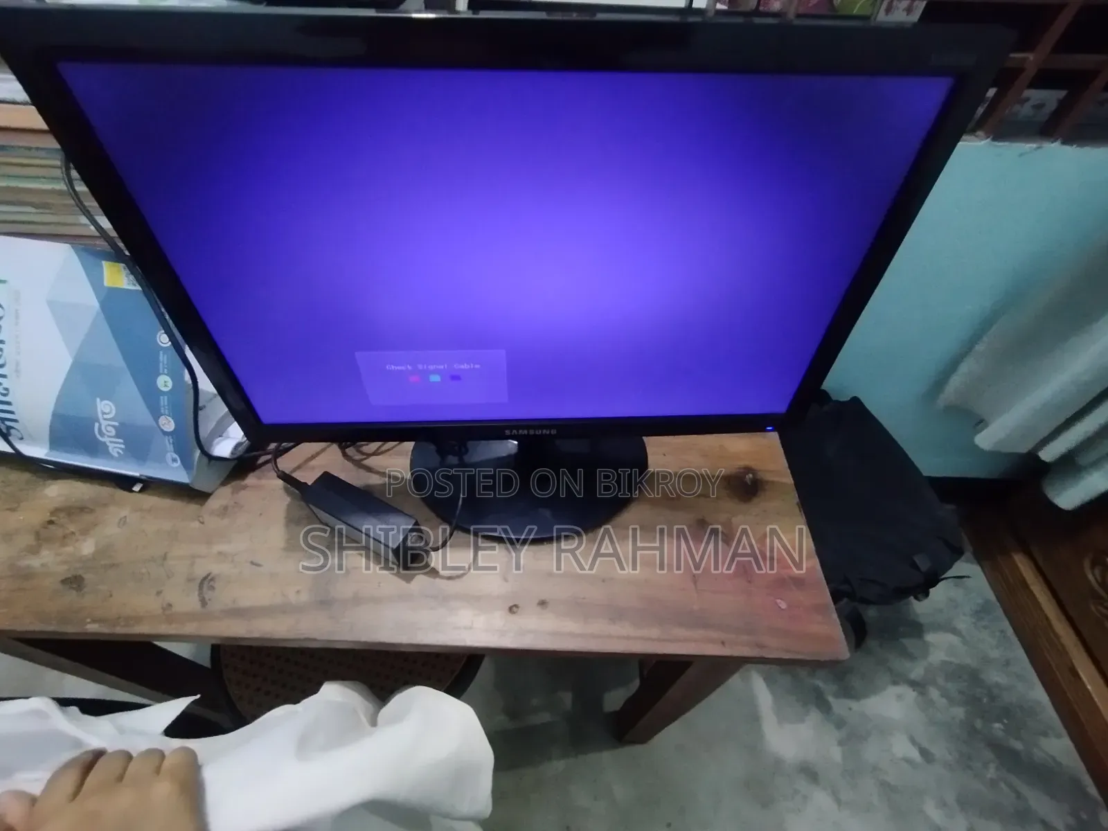 Samsung S19D300