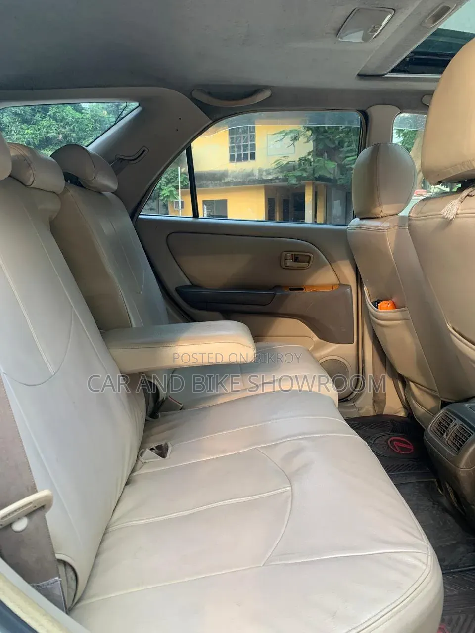 Lexus RX 300 4WD 1999 White