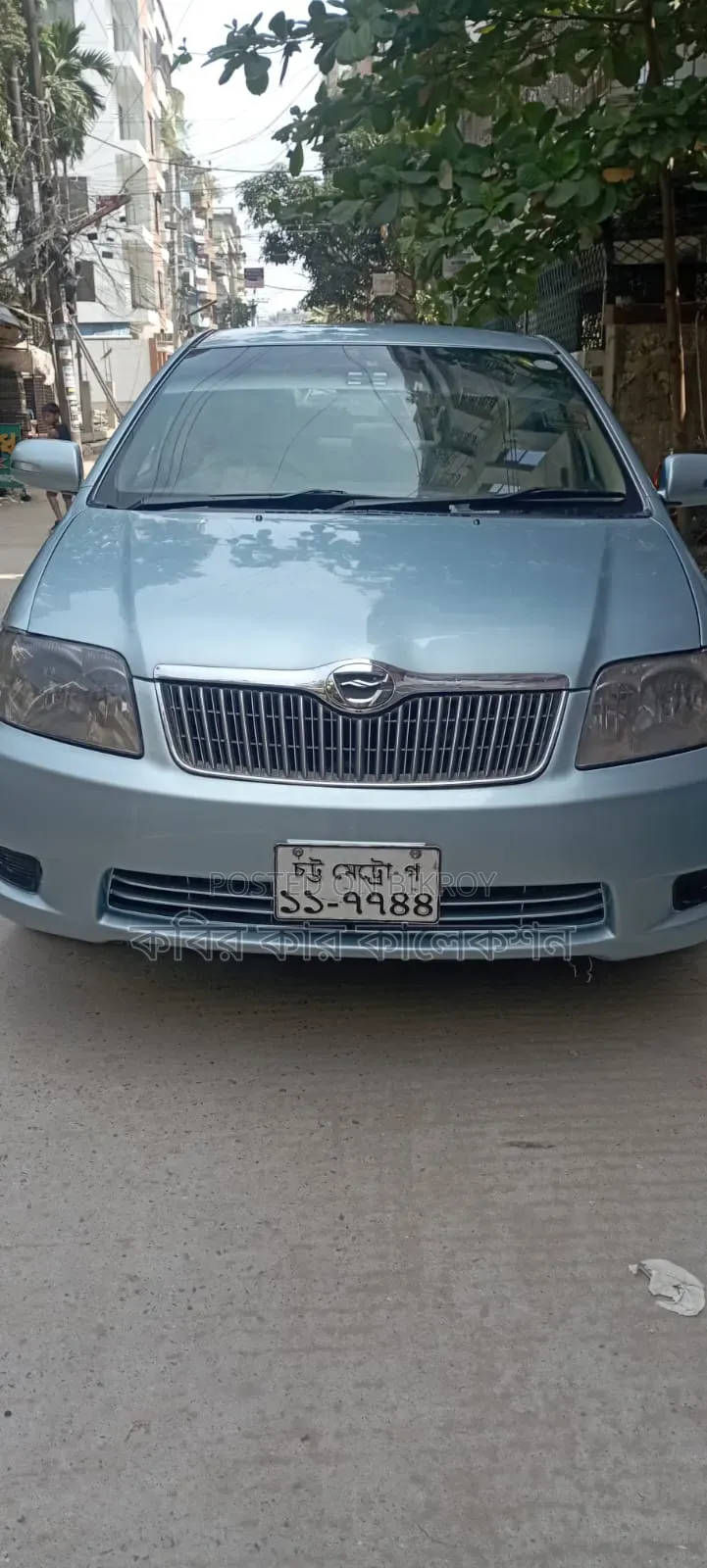 টয়োটা করোল্লা ২০০৪ নীল