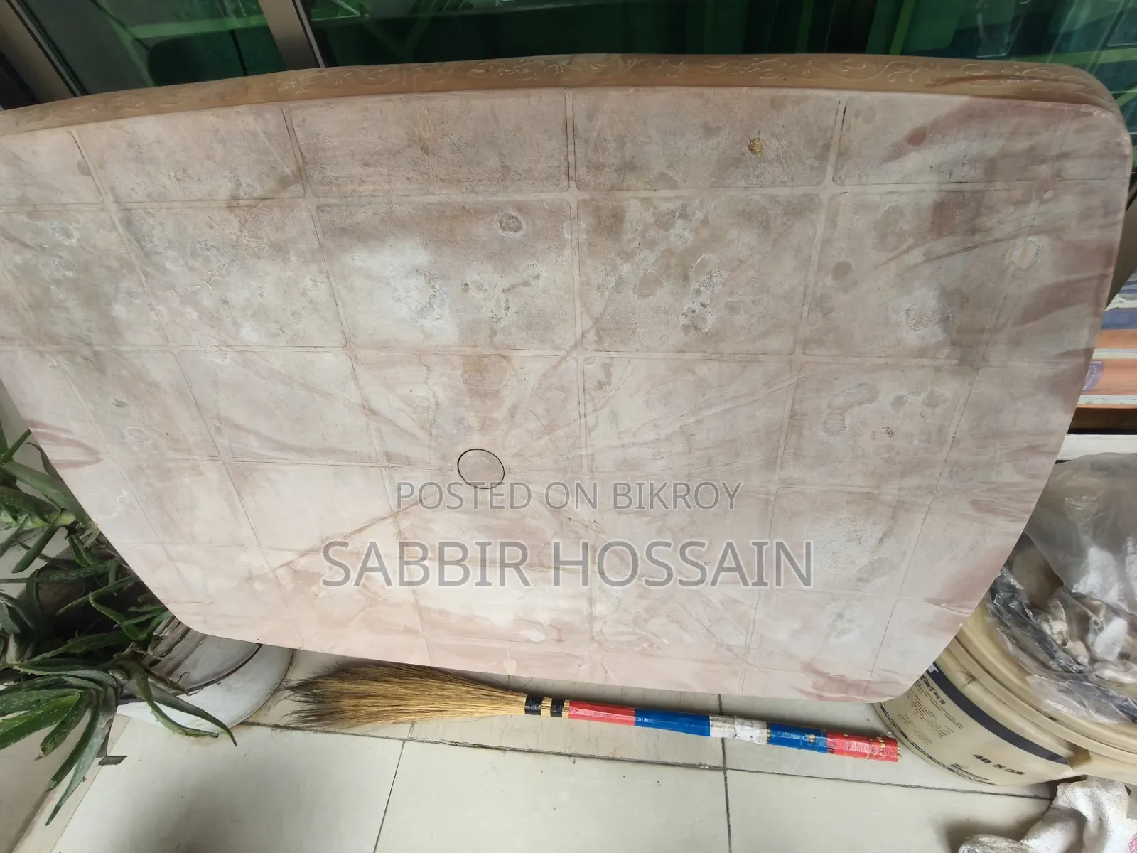 ডাইনিং টেবিল ফার্নিচার