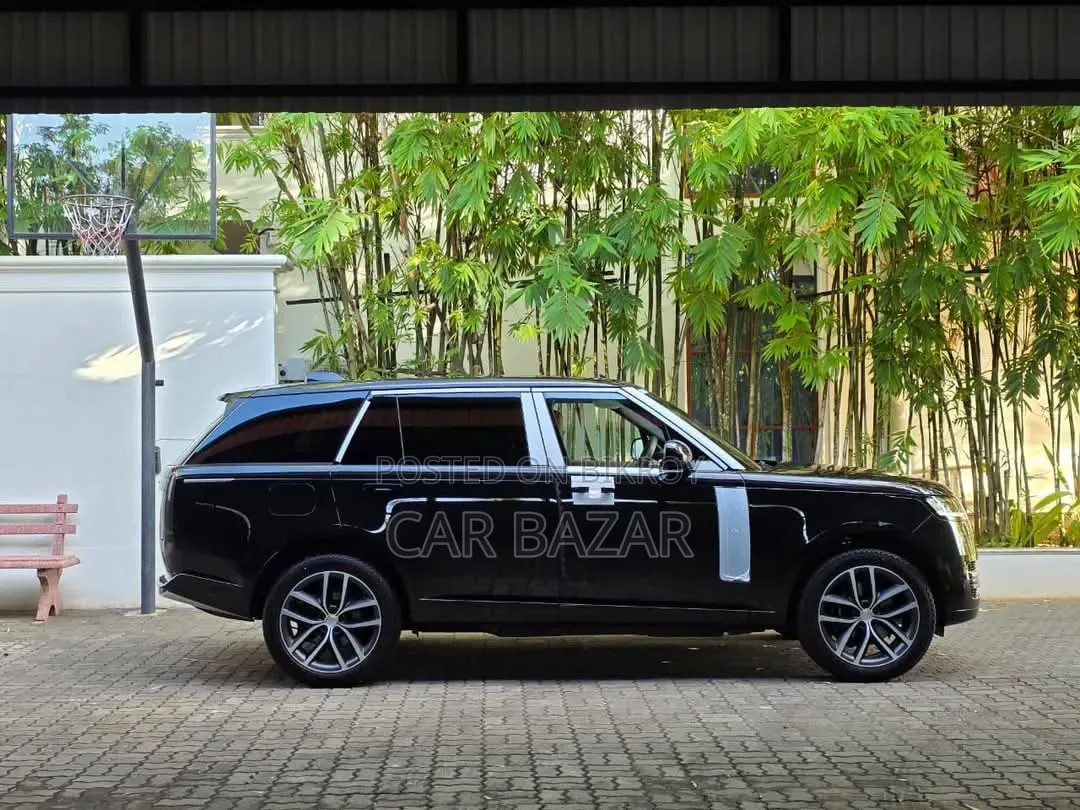New Land Rover Range Rover P530 Autobiography LWB 2026 Black