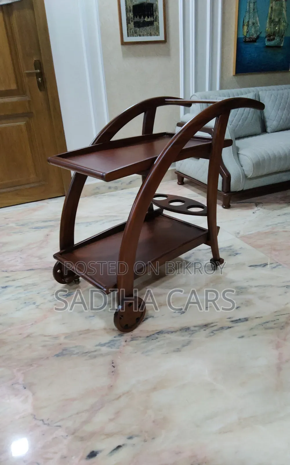 ব্র্যান্ড নিউ কাঠের ট্রলি কাপহোল্ডারসহ