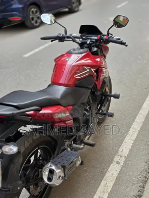 হোন্ডা এক্স-ব্লেড ১৬০ ২০২৫ লাল