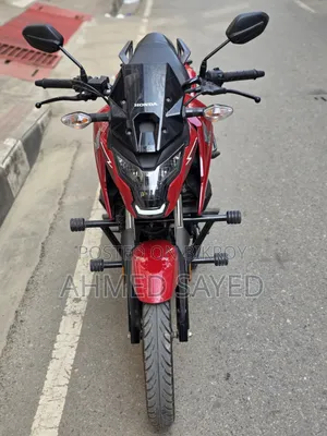 হোন্ডা এক্স-ব্লেড ১৬০ ২০২৫ লাল