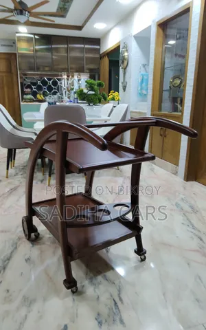 ব্র্যান্ড নিউ কাঠের ট্রলি কাপহোল্ডারসহ