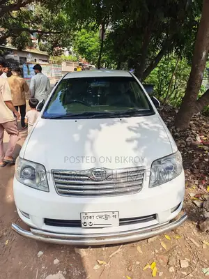 Toyota Corolla Sedan 2005 White