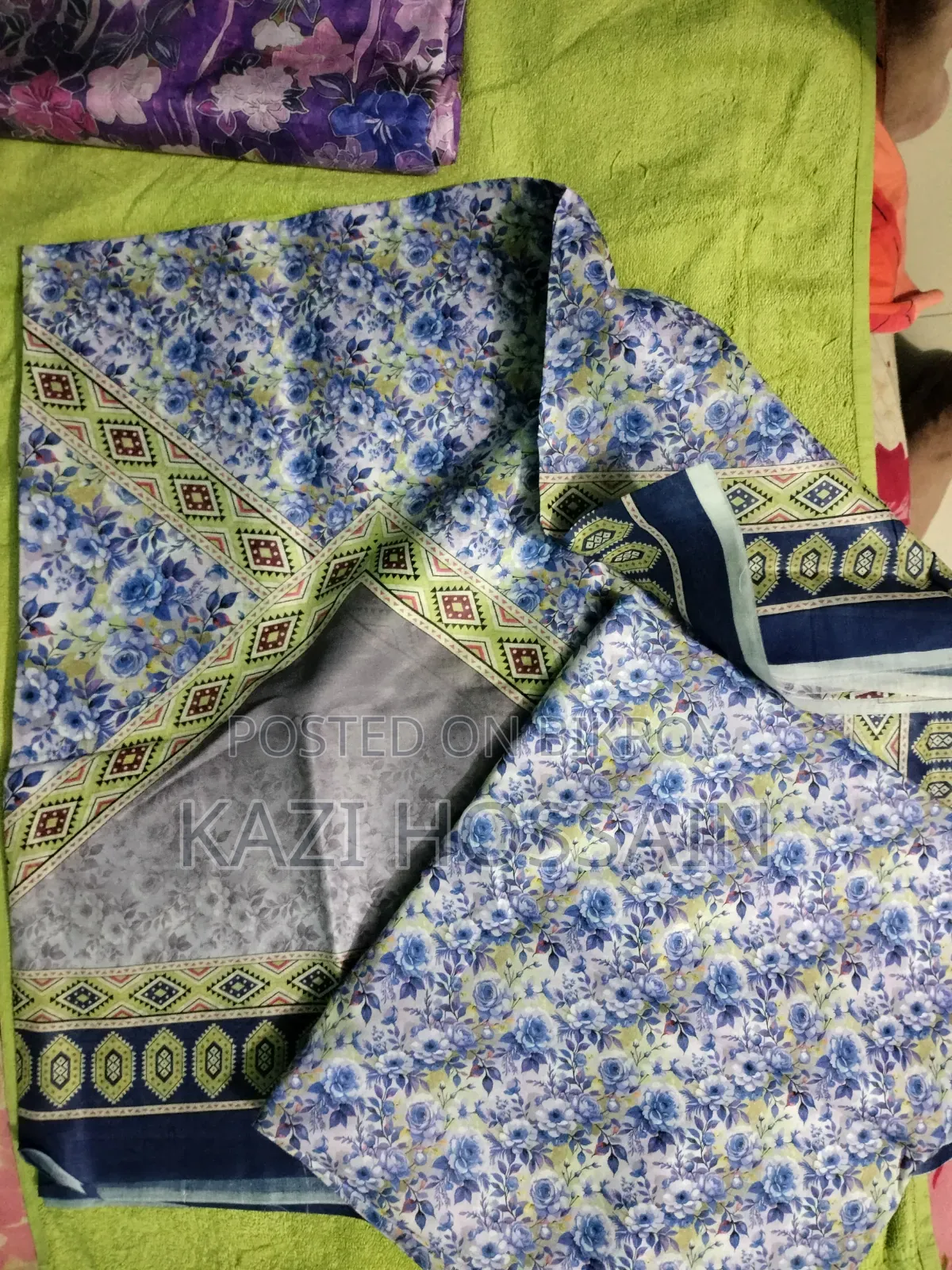 বিউটিফুল স্মার্ট টু বাংলাদেশি লেডিস ড্রেস।