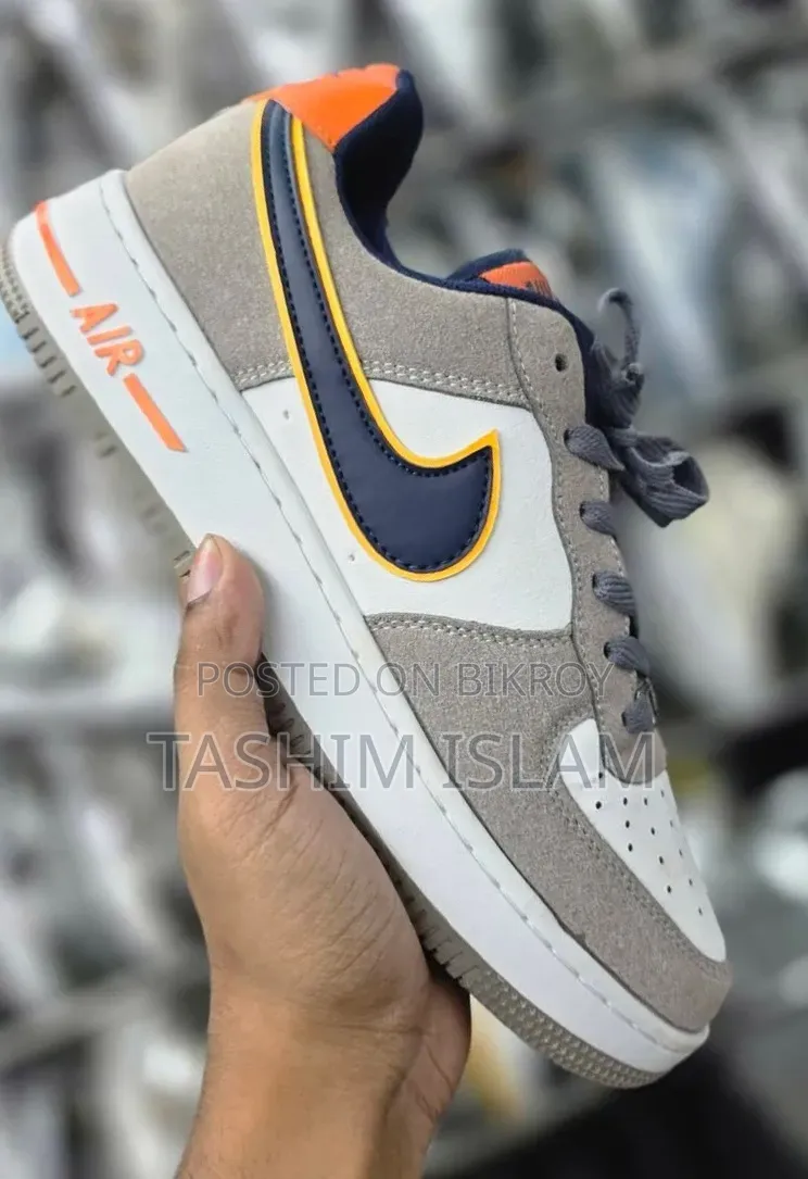 Nike Air Force 1