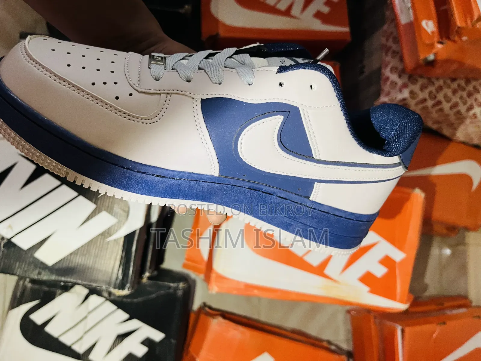 Nike Air Force 1