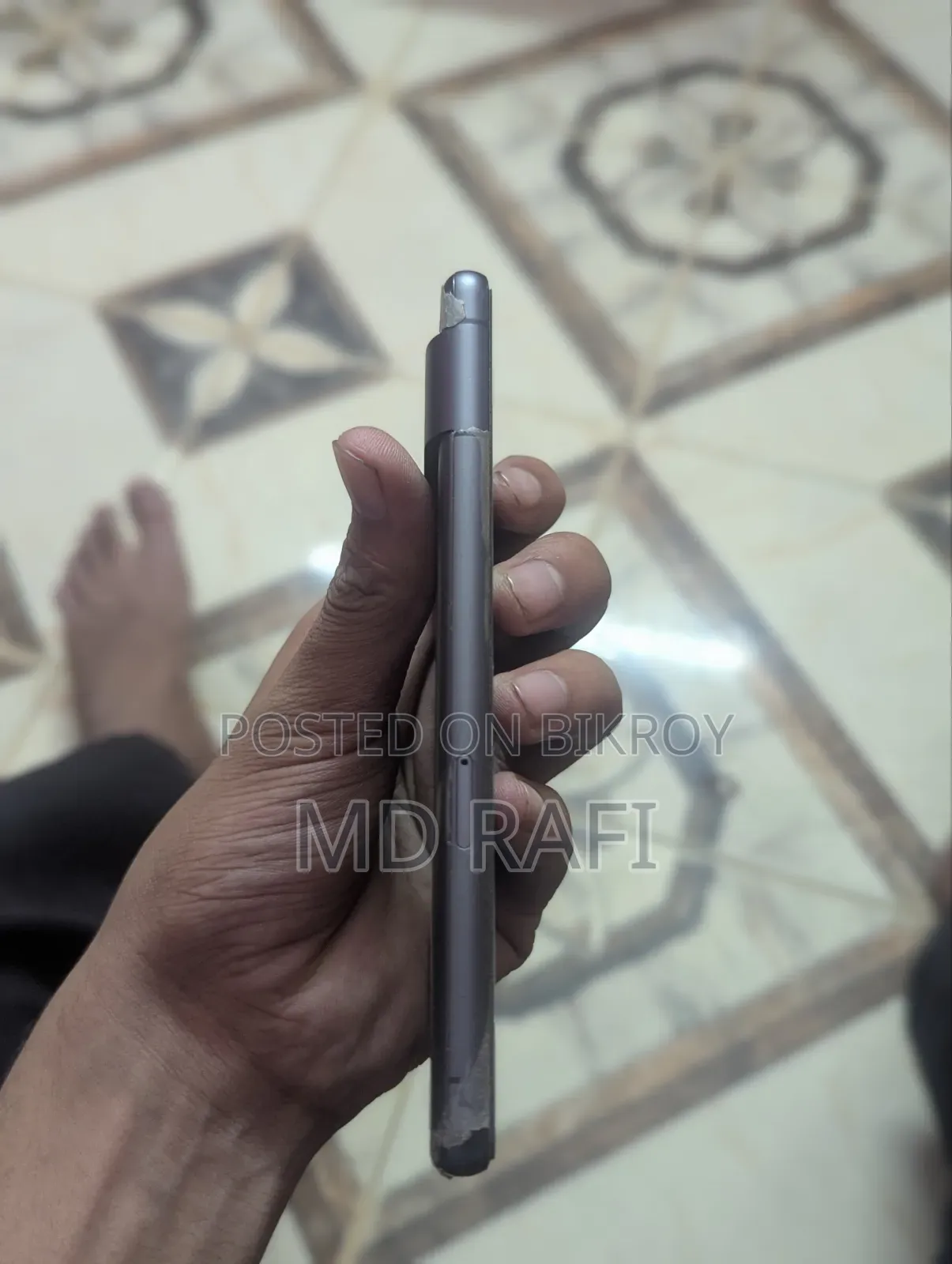 EL 128 GB Black