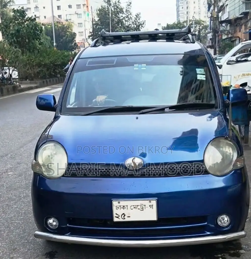 Toyota Sienta 1.5 Front Wheel Drive 2004 Blue