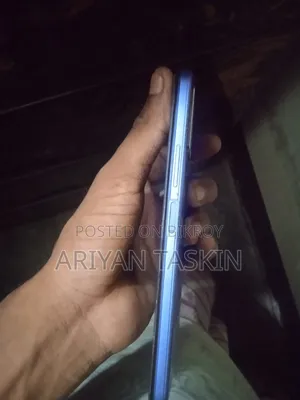 Vivo Y21 64 GB Blue