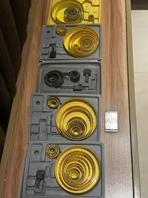 ১৬-পিস কার্বন স্টিল হোল স সেট