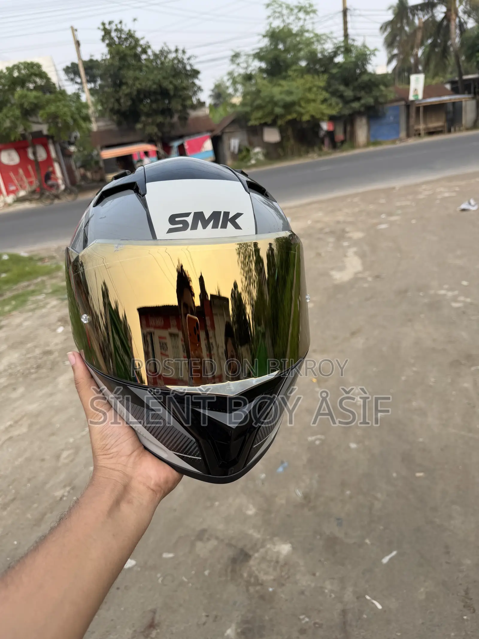 SMK Helmet