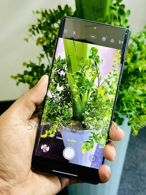 টেকনো ক্যামন ৪০ প্রো ৪জি ২৫৬ জিবি ব্ল্যাক