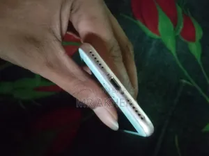 অ্যাপল আইফোন ৭ ১২৮ জিবি রোজ গোল্ড