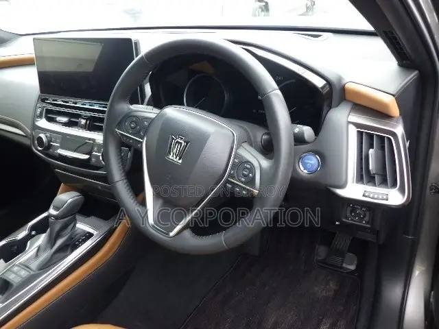 Toyota Crown 2021 Gray