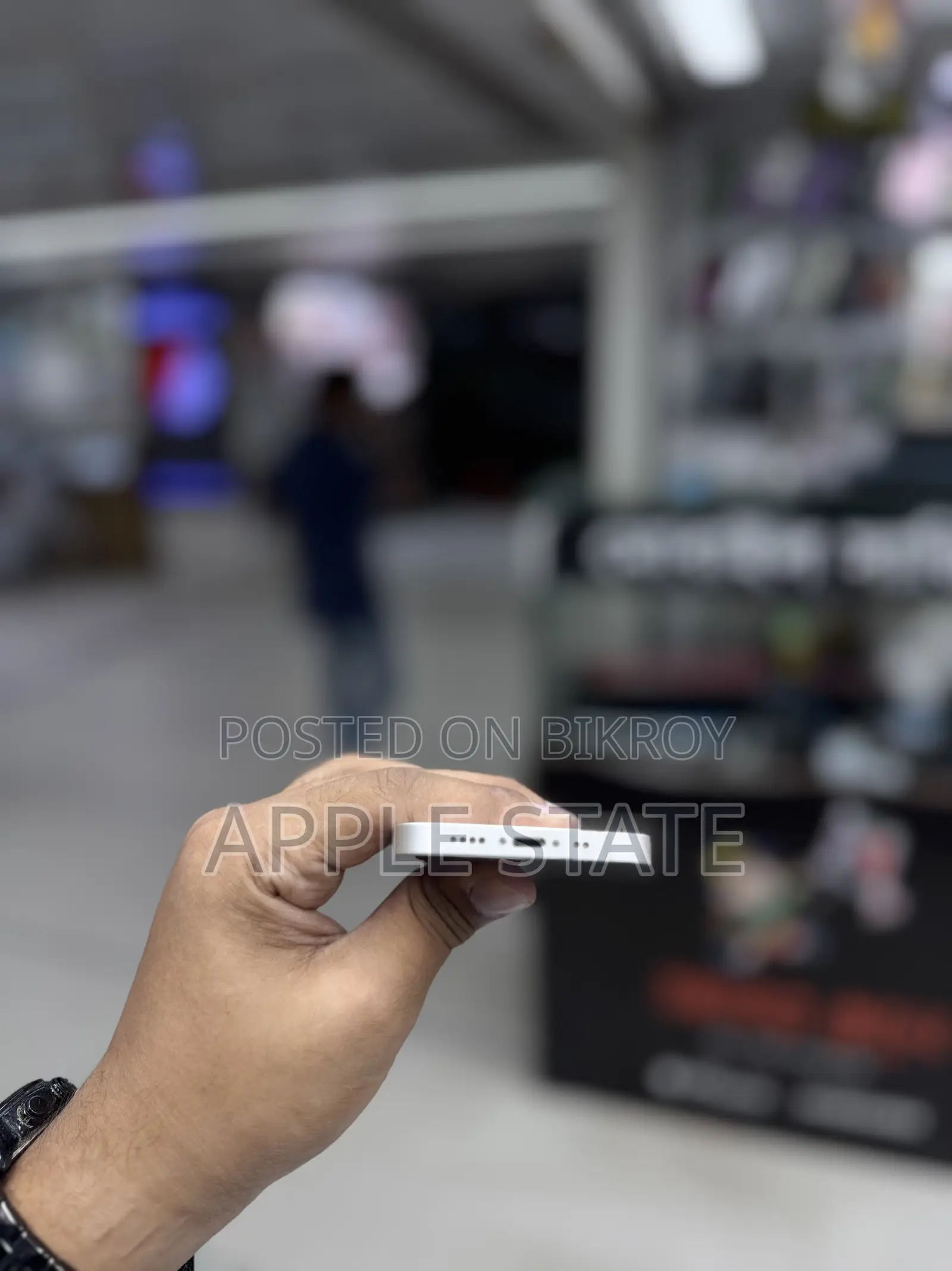 অ্যাপল আইফোন ১৩ মিনি ১২৮ জিবি হোয়াইট