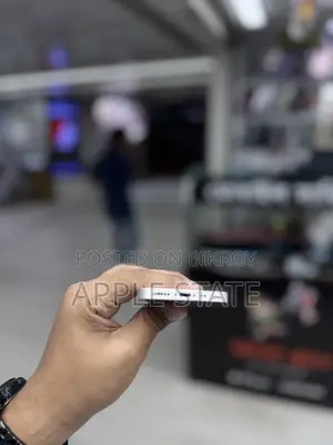 অ্যাপল আইফোন ১৩ মিনি ১২৮ জিবি হোয়াইট