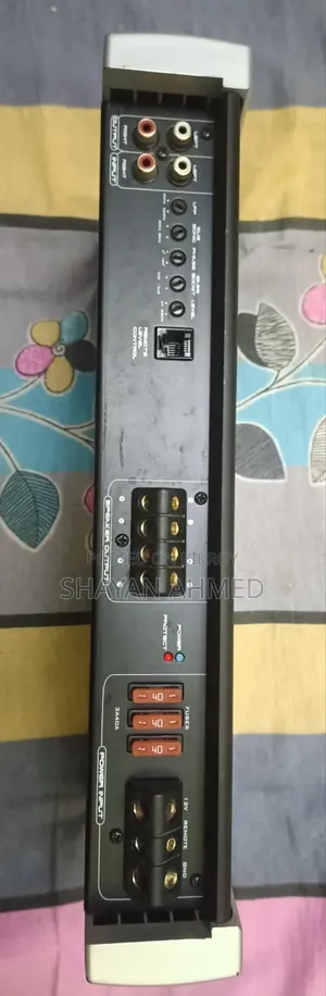 অ্যামপ্লিফায়ার ১২০০ ওয়াট