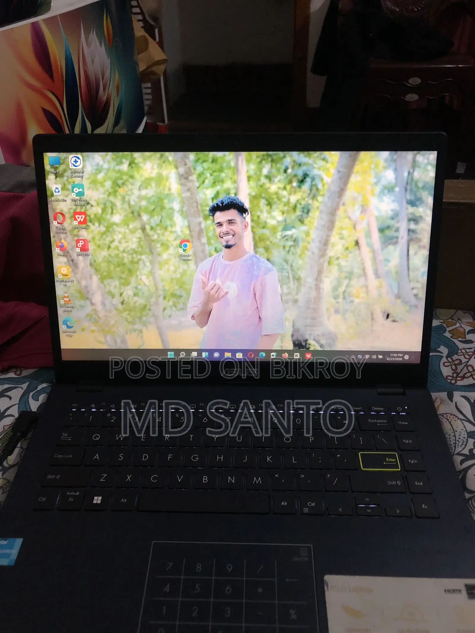 ল্যাপটপ আসুস ভিভুবুক এক্স৫৪০এসএ ৪জিবি ইন্টেল কোর ৭ এইচডিডি ১২৮জিবি