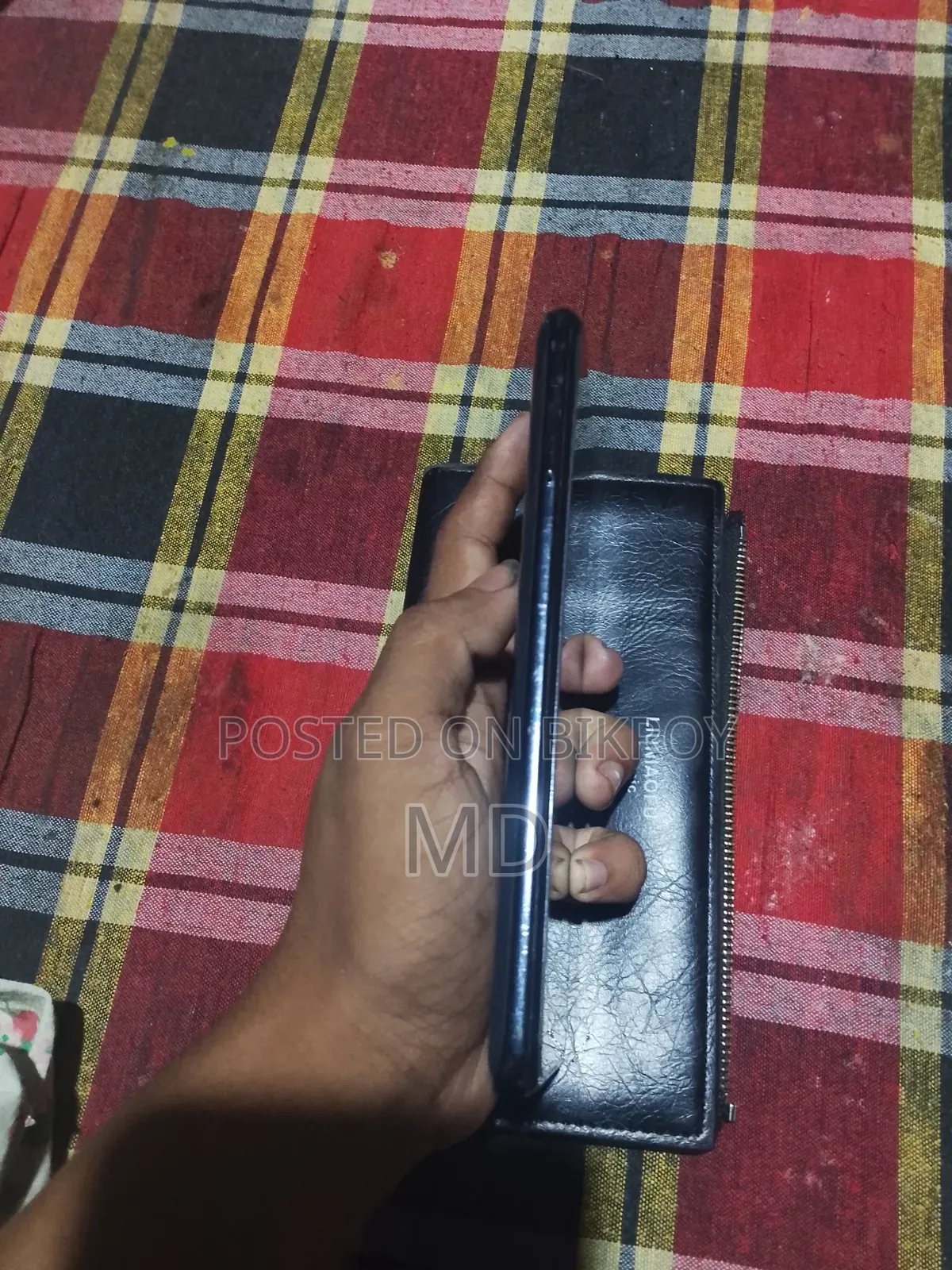 Mobile Phone 128 Gigabytes Blue