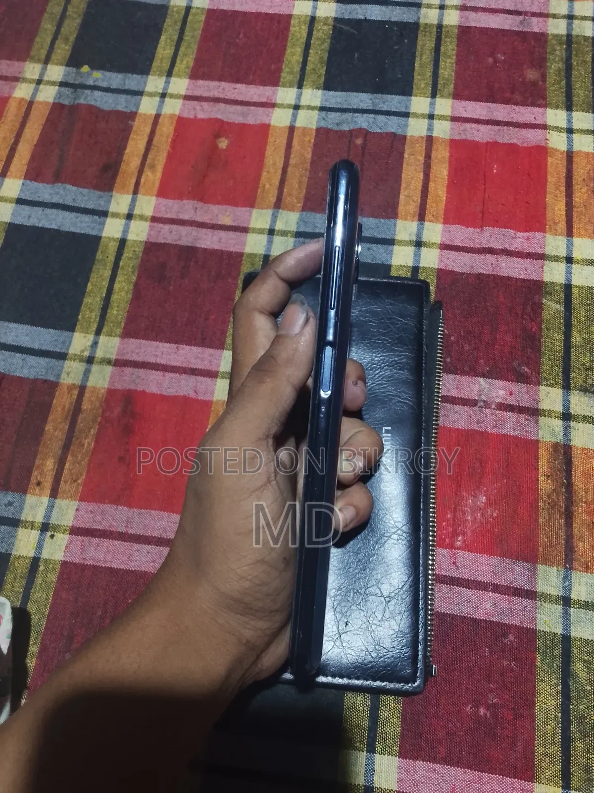 Mobile Phone 128 Gigabytes Blue