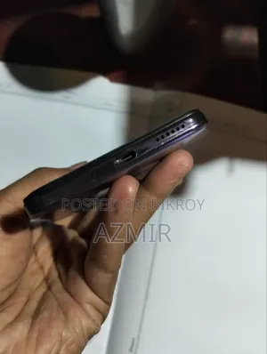 Vivo T4x 128 GB Purple