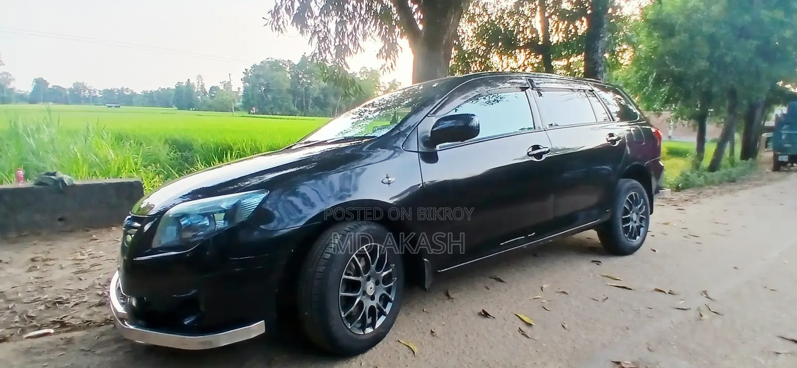 টয়োটা এক্সিও ২০১২ ব্ল্যাক