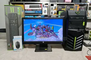Desktop Computer 4GB RAM Intel Core i7 500GB SSD
