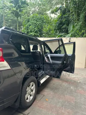 Toyota Land Cruiser Prado 2014 Black