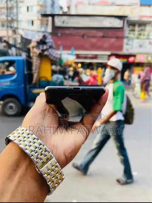 গুগল পিক্সেল ৬ ১২৮ জিবি হোয়াইট