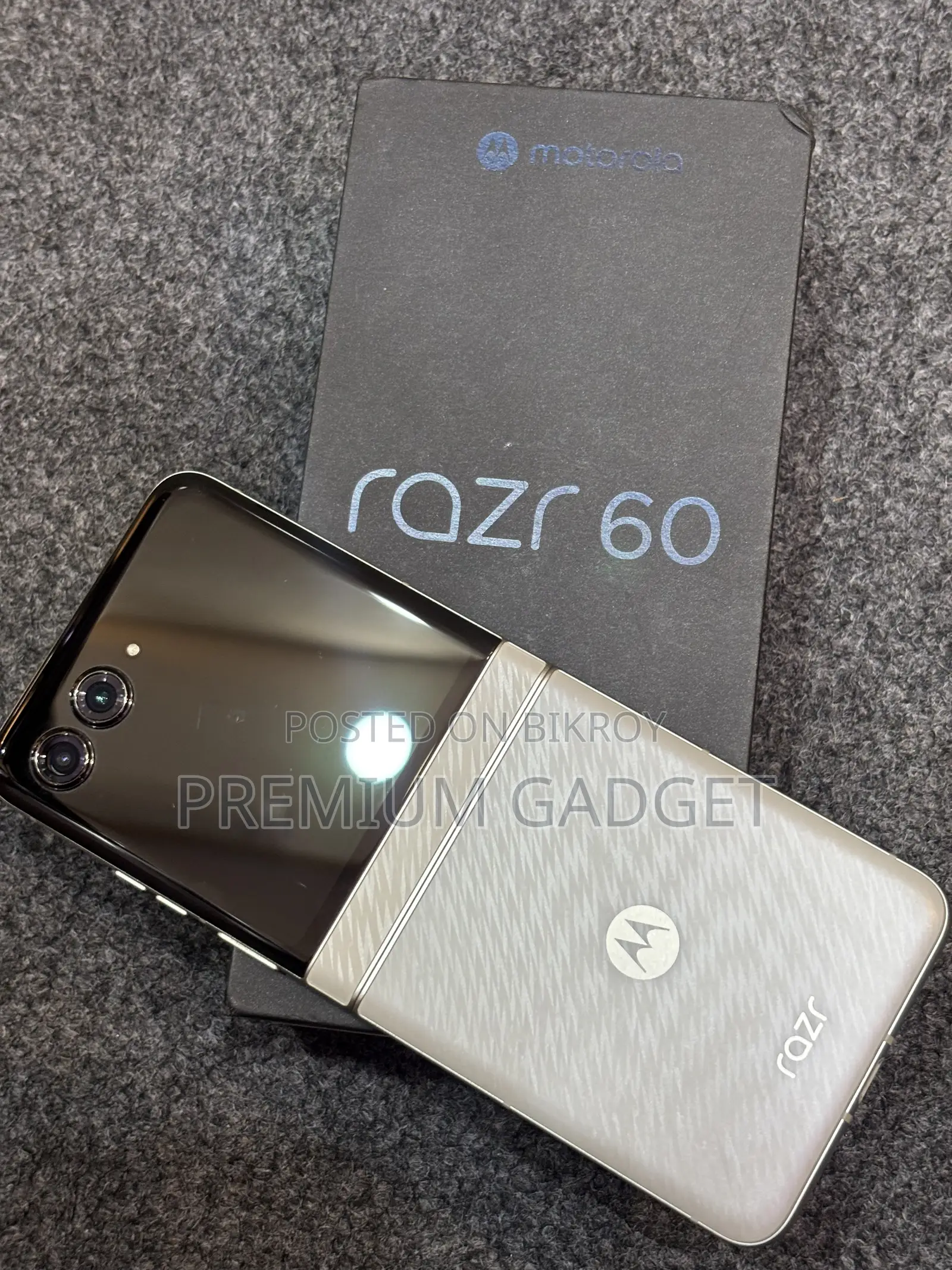 Motorola Razr 60 256 GB White