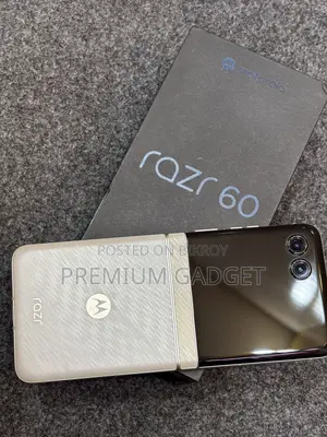 Motorola Razr 60 256 GB White