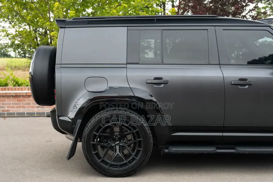New Land Rover Defender 110 P300 S 2025 Matt Black