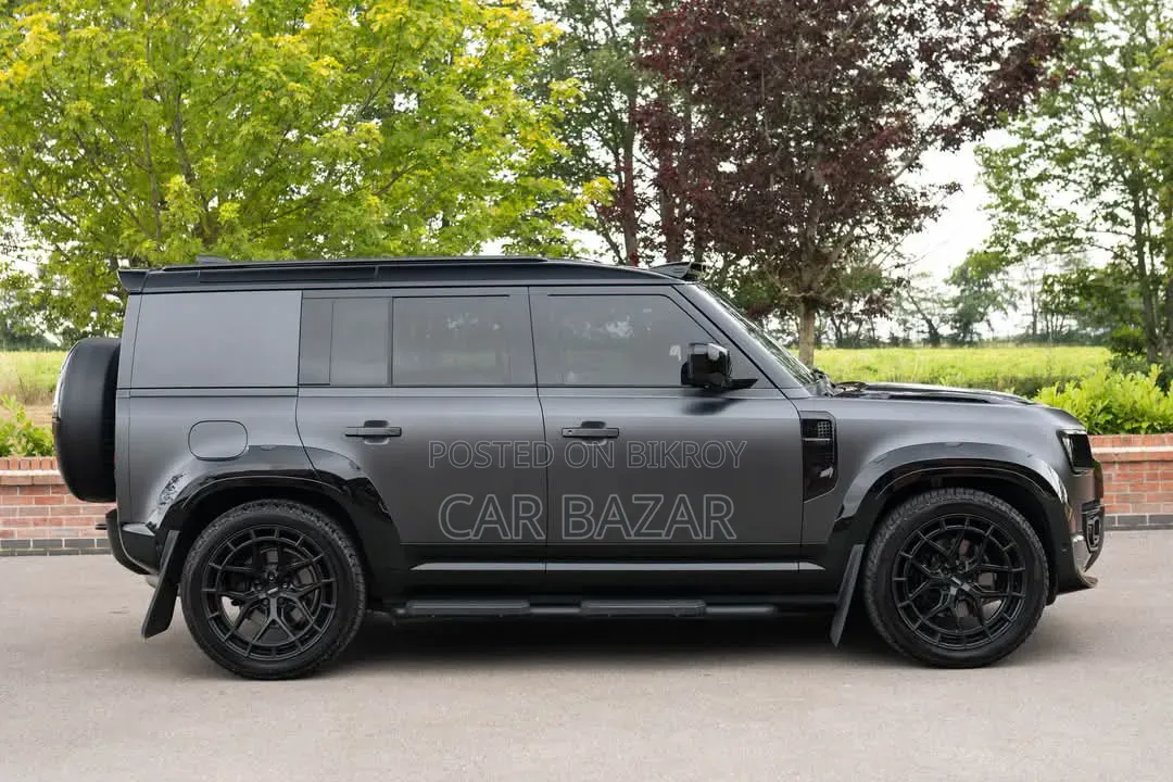 New Land Rover Defender 110 P300 S 2025 Matt Black