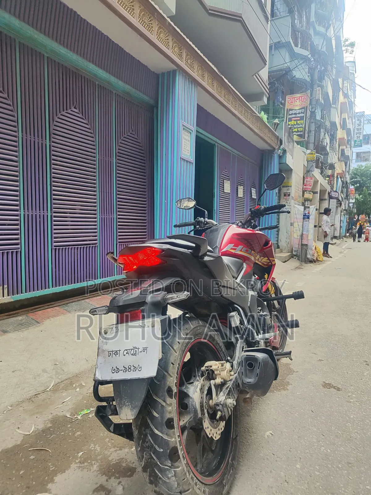 Honda Hornet 2.0 2024 Red
