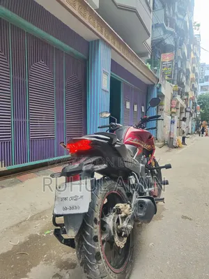 Honda Hornet 2.0 2024 Red