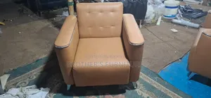 রেস্তোরাঁর সোফা Rexin and Fabric Available