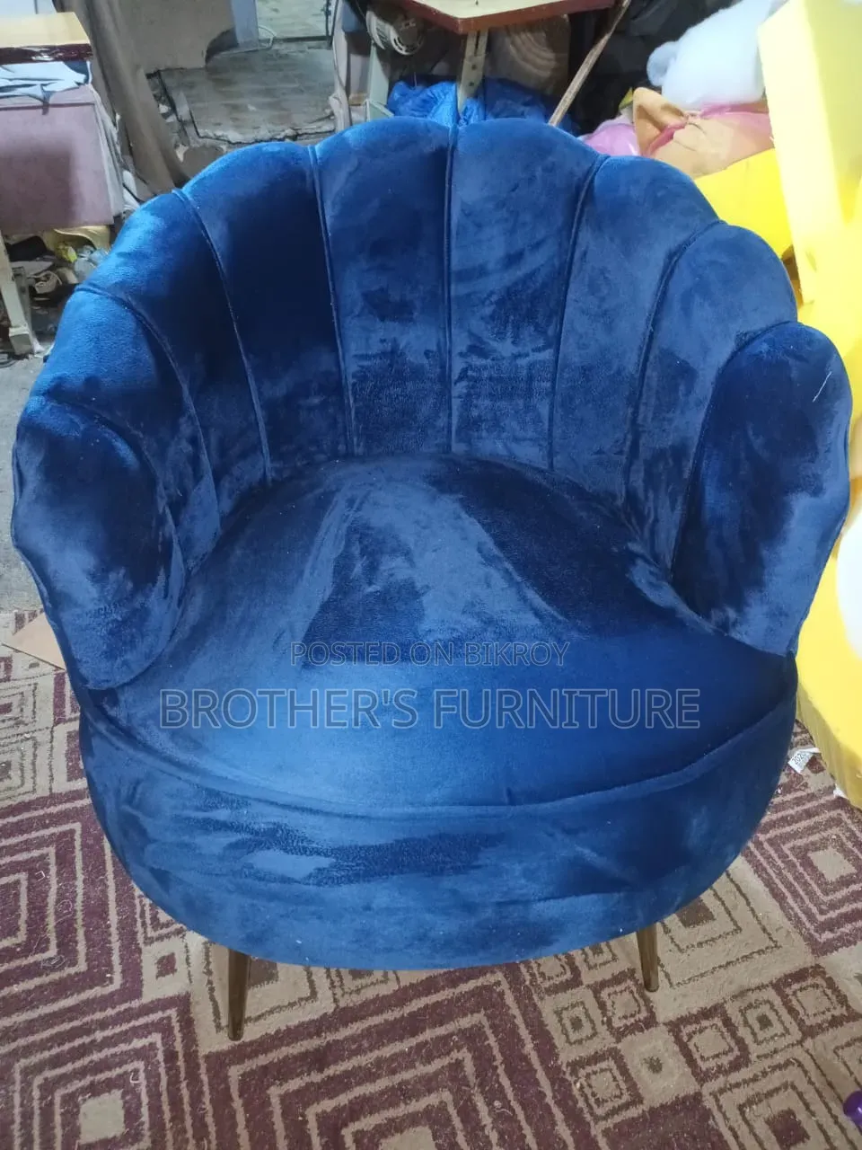 রেস্তোরাঁর সোফা Rexin and Fabric Available