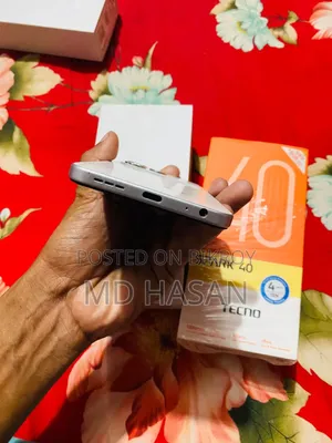 Tecno Spark 40 128 GB White