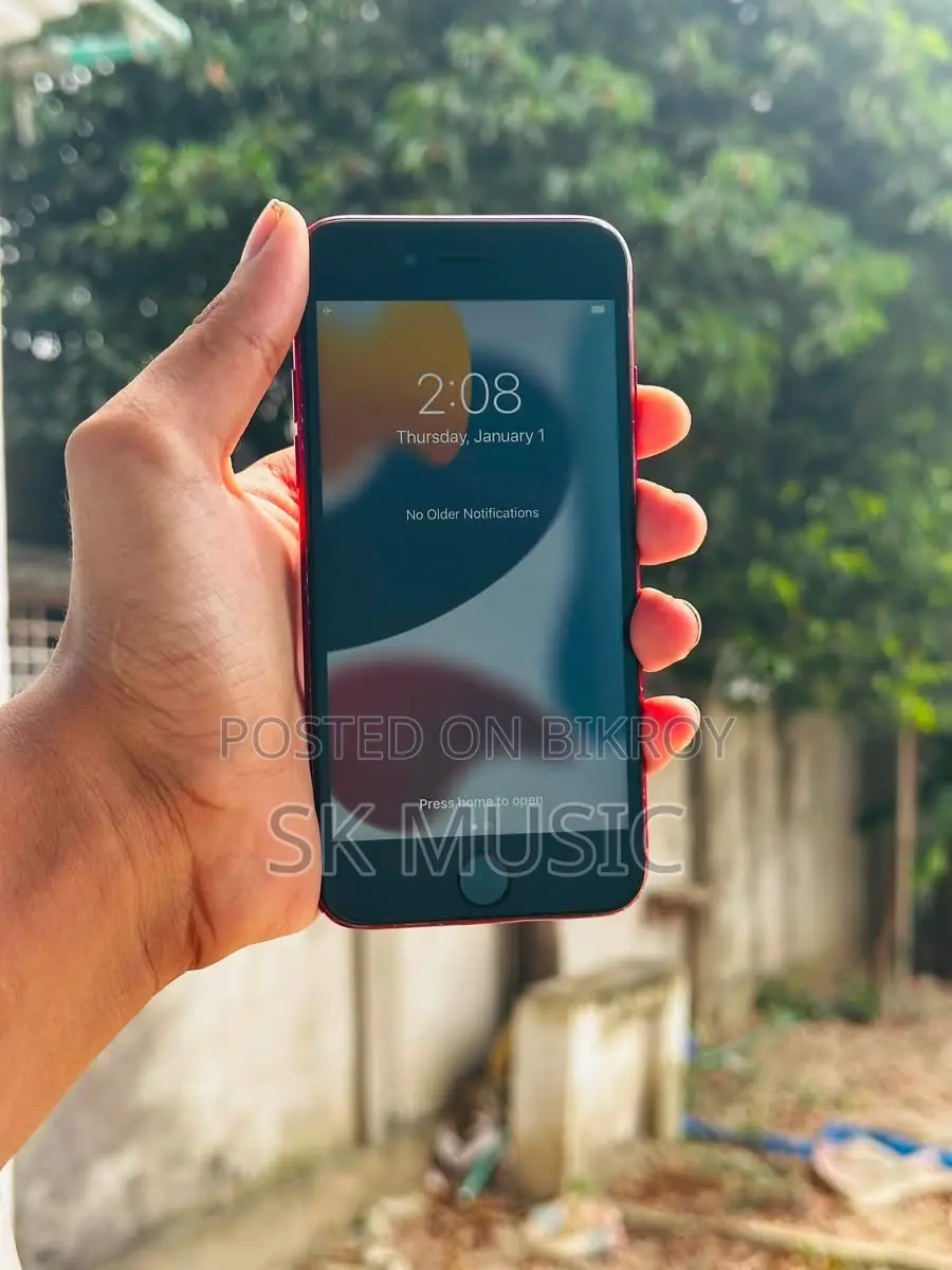 Apple iPhone 7 128 GB Red