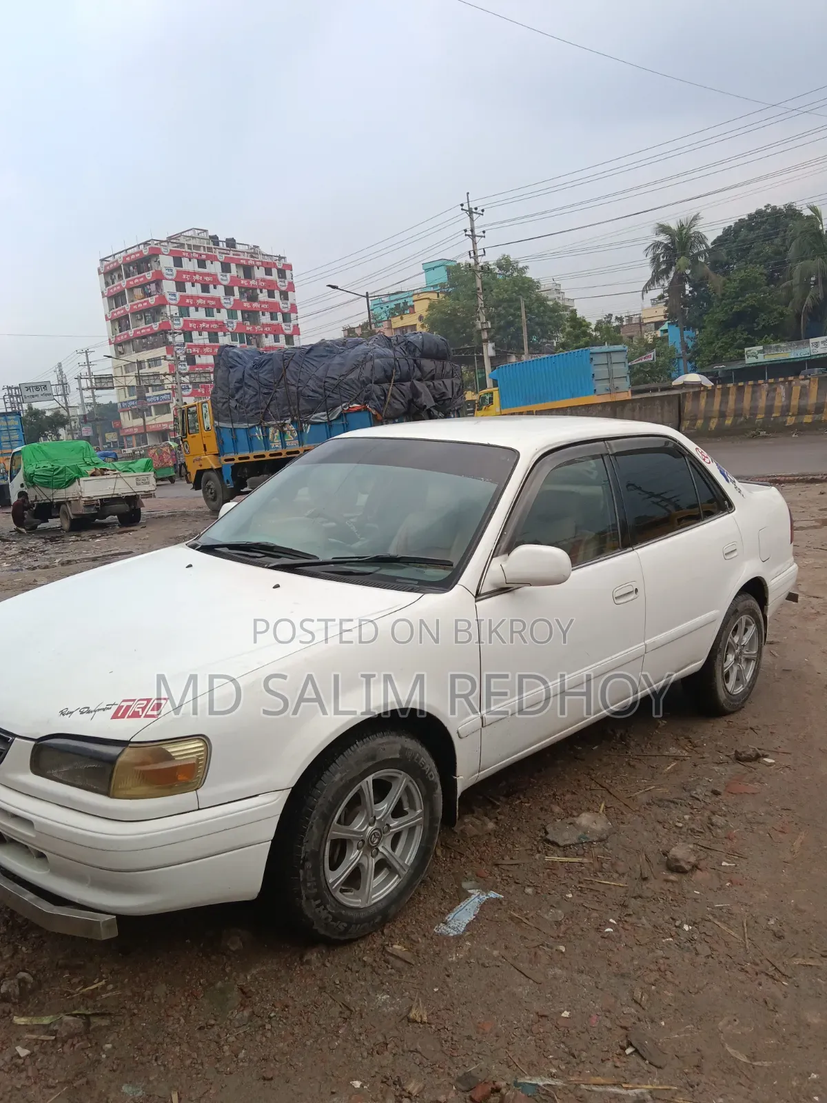 Toyota Corolla Sedan 1995 White